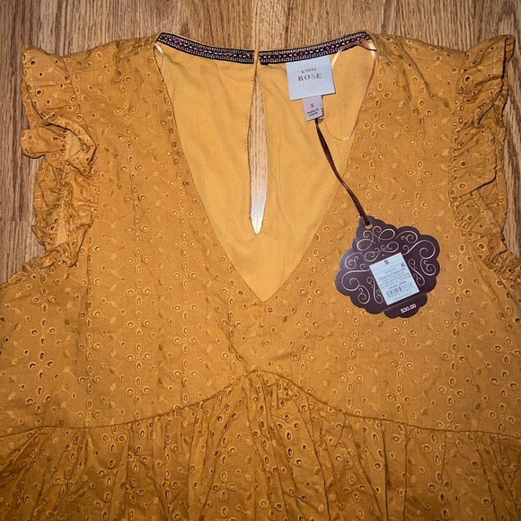 Dress - Picture 2 of 4